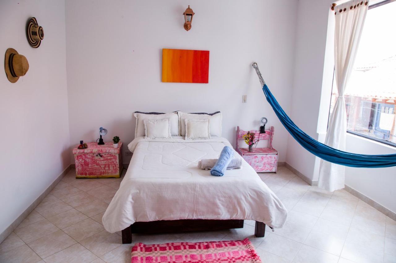 Family Host Hostel Villa de Leyva Buitenkant foto