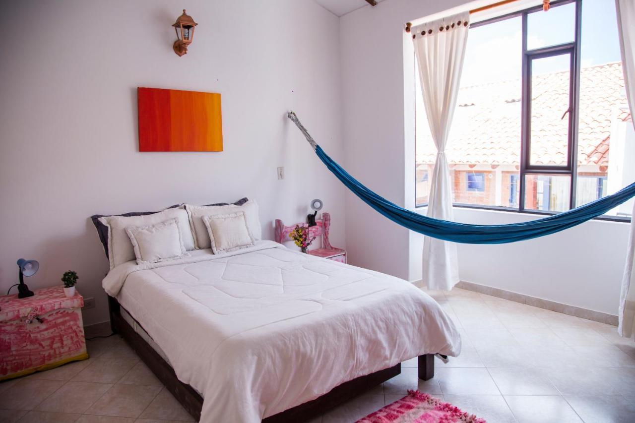 Family Host Hostel Villa de Leyva Buitenkant foto
