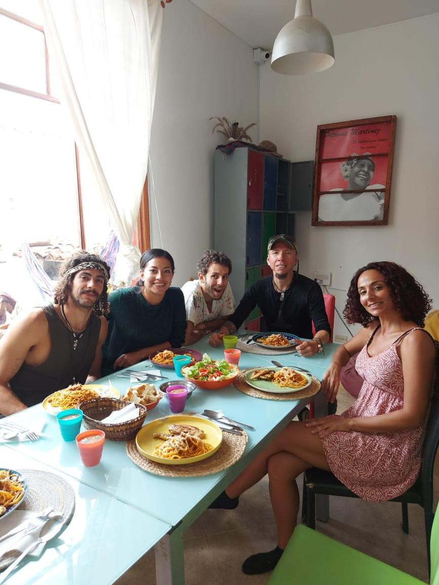 Family Host Hostel Villa de Leyva Buitenkant foto